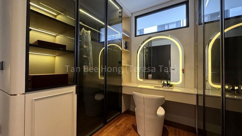 5 Bed Corner Terrace (Landed) for Sale in  Loyang Gardens - Image 9