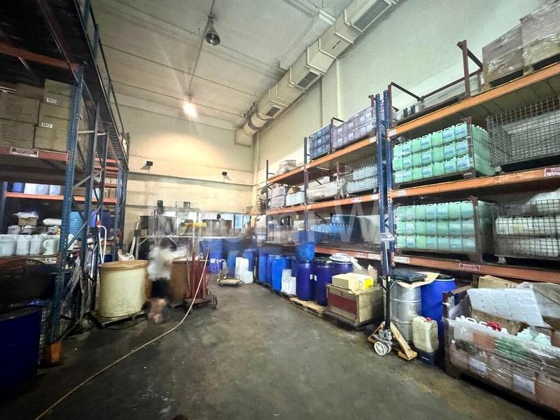 Factory / Workshop (B2) for Sale: Low-Cost Chemical Factory Takeover in Tuas - Image 1