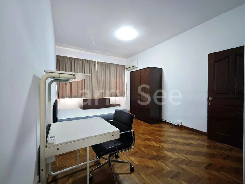 Master Room (Landed) for Rent in  Jalan Arif - Image 6