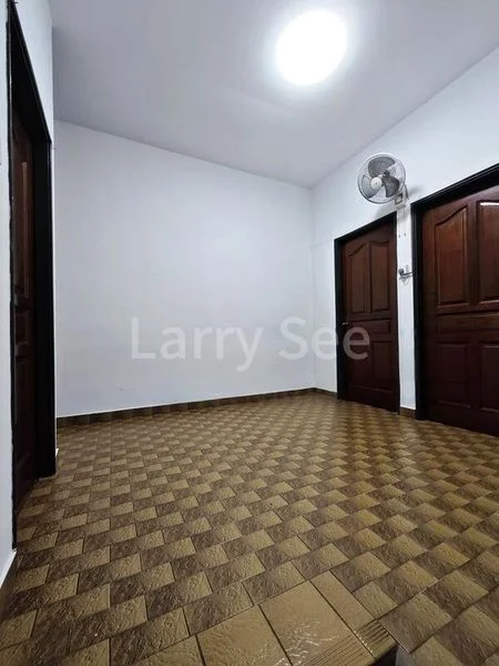 Master Room (Landed) for Rent in  Jalan Arif - Image 3