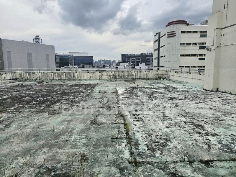 Warehouse for Rent: Genting Building - Image 6