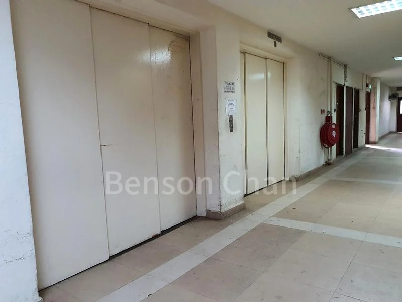 Warehouse for Rent: Genting Building - Image 4