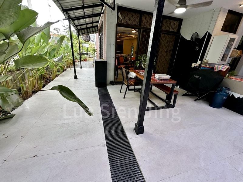 4 Bed Terraced House (Landed) for Rent in  Lucky Crescent - Image 2
