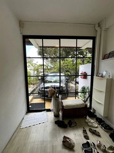 4 Bed Terraced House (Landed) for Rent in  Lucky Crescent - Image 10