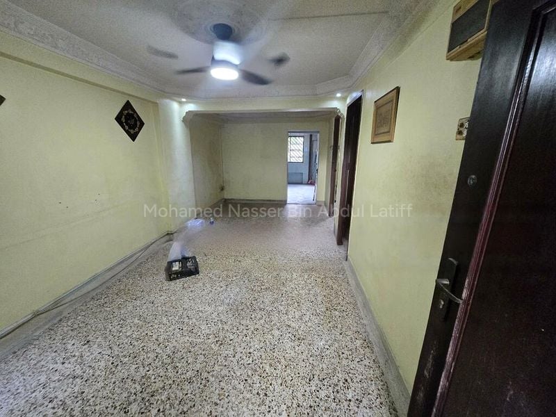 3 Room (3I) HDB for Sale in 2 Saint George's Road - Image 1