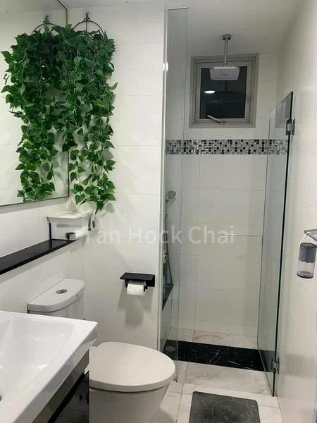 2 Bed Apartment (Condo) for Rent in  The Centris - Image 11