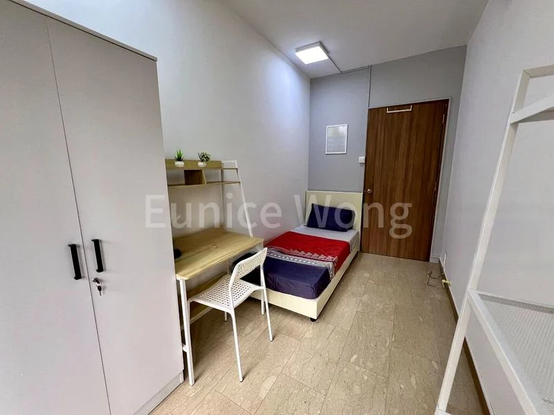 Common Room (Condo) for Rent in  Le Crescendo - Image 6