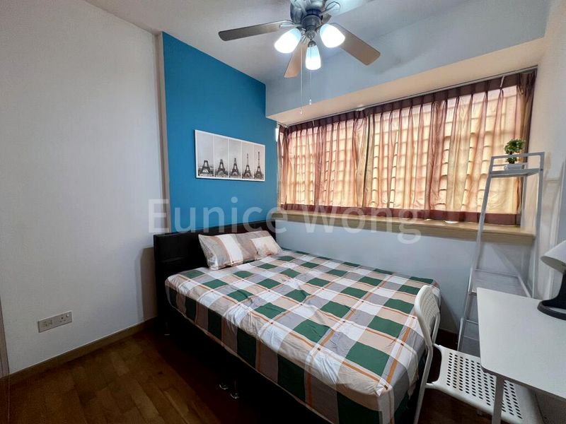 Common Room (Condo) for Rent in  Le Crescendo - Image 3