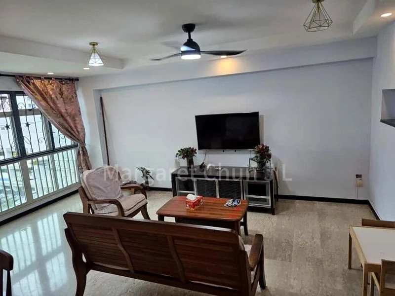 5 Room (5I) HDB for Rent in  172C Edgedale Plains - Image 1