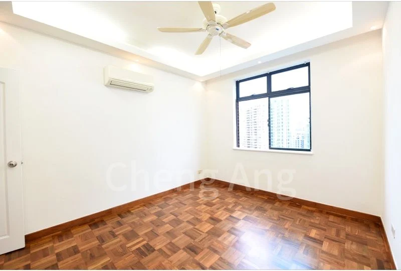 5 Bed Condo for Rent in  Spring Grove - Image 12