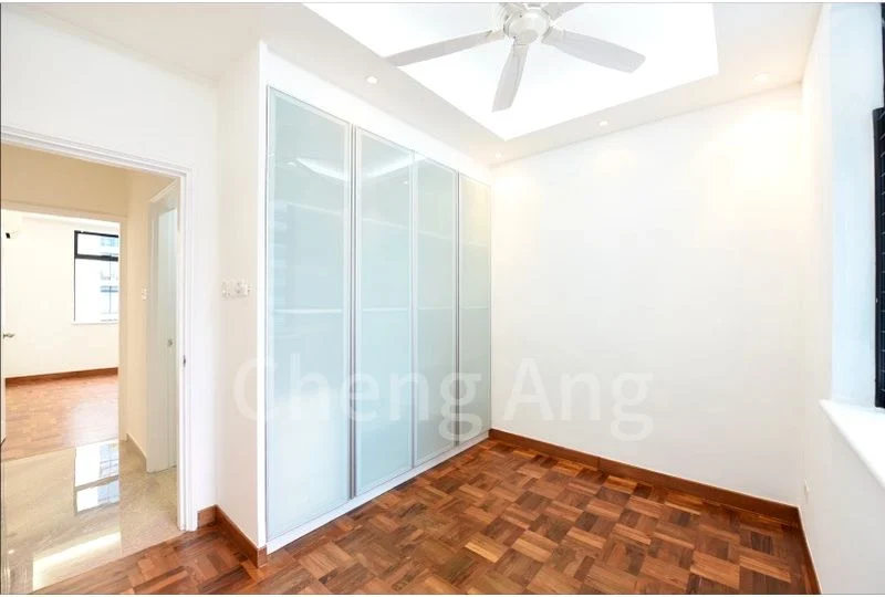 5 Bed Condo for Rent in  Spring Grove - Image 13