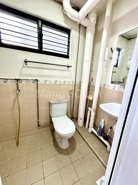 Common Room (HDB) for Rent in  419 Fajar Road - Image 3