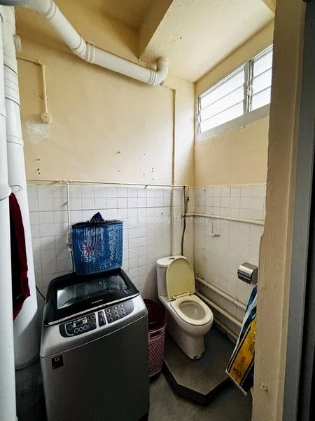 Shop / Shophouse for Rent: 164 Bukit Batok West Avenue 8 - Image 1