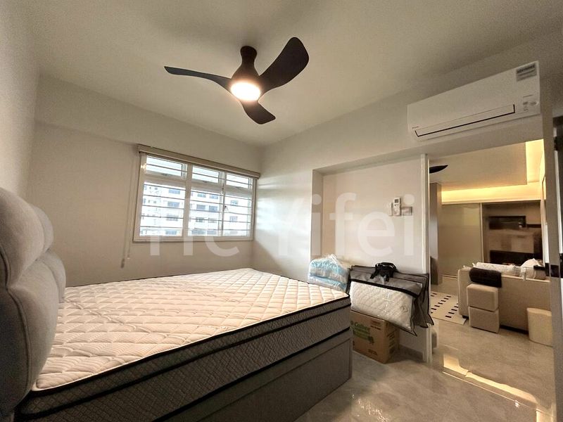 Room (HDB) for Rent in  118B Jalan Membina - Image 6