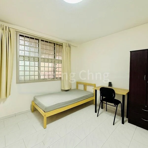 Common Room (HDB) for Rent in  349 Woodlands Avenue 3 - Image 1