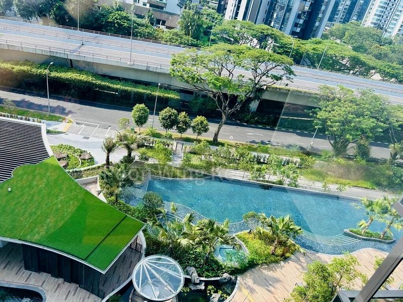 2 Bed Condo for Rent in Hyll on Holland - Image 9