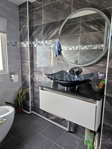 Light Industrial (B1) for Sale in  Tradehub 21 - Image 4