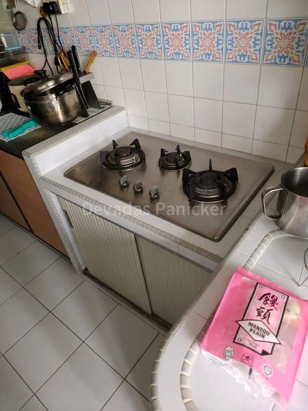 Common Room (HDB) for Rent in  314 Woodlands Street 31 - Image 4