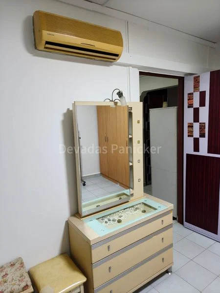 Common Room (HDB) for Rent in  314 Woodlands Street 31 - Image 8
