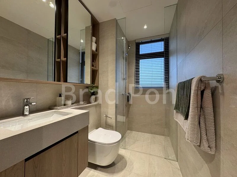 3 Bed Executive Condo for Sale in Otto Place - Image 13