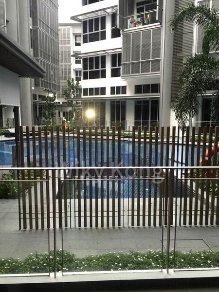 1 Bed Condo for Rent in  The Navian - Image 2