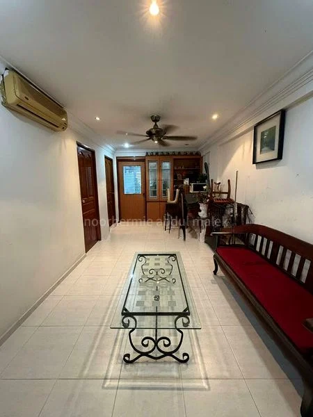 3 Room (3A) HDB for Sale in  210 Jurong East Street 21 - Image 3