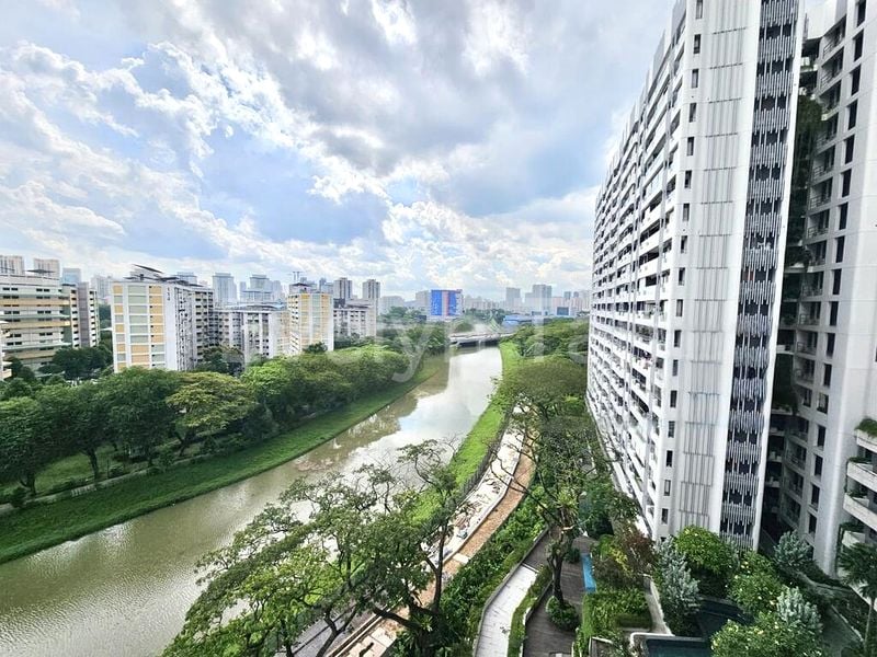 1 Bed Condo for Sale in  The Tre Ver - Image 1
