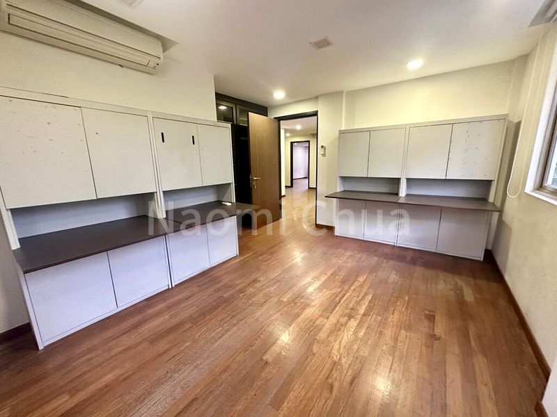 8 Bed Terraced House (Landed) for Sale in  Cashew Heights Condominium - Image 3