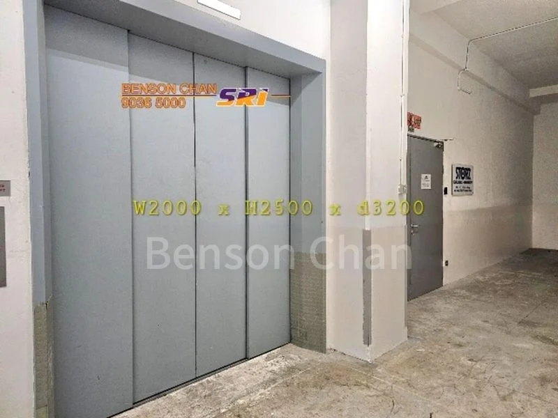 Light Industrial (B1) for Rent: 8 Commonwealth Lane - Image 3