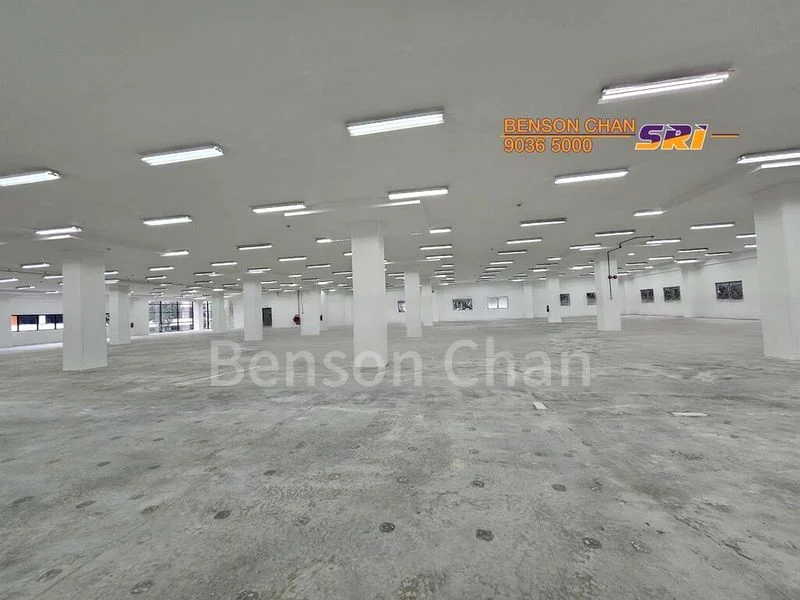 Light Industrial (B1) for Rent: 8 Commonwealth Lane - Image 4