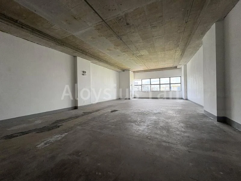 Light Industrial (B1) for Rent: Nordcom I - Image 2