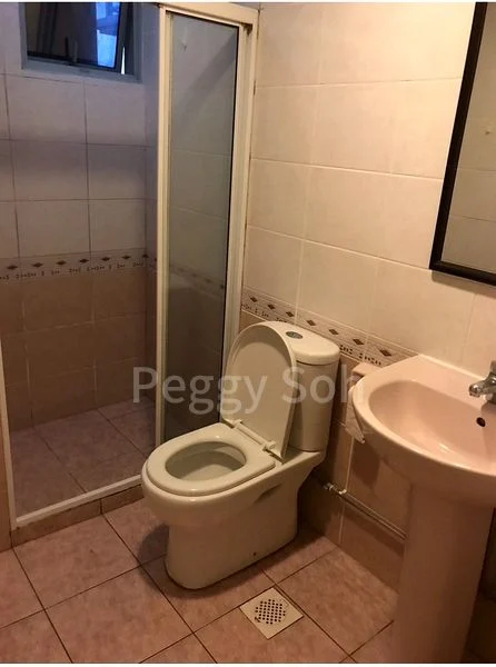 4 Bed Condo for Rent in  The Makena - Image 5