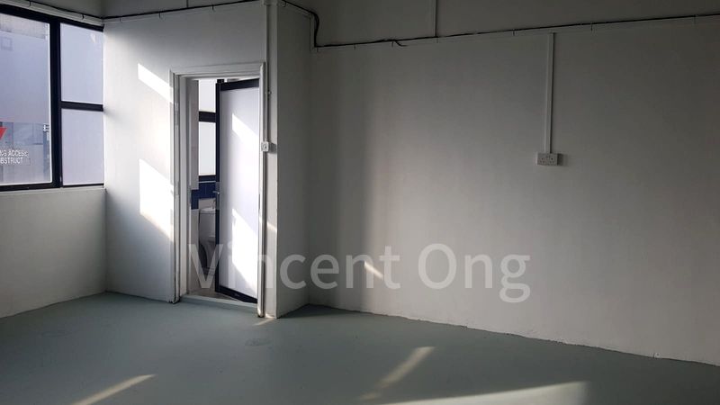 Factory / Workshop (B2) for Rent in  Multi-Wide Industrial Building - Image 1