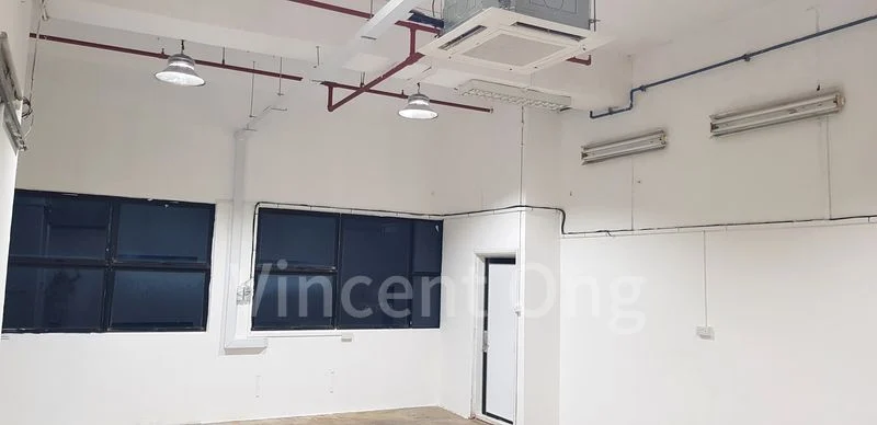 Factory / Workshop (B2) for Rent in Multi-Wide Industrial Building - Image 1