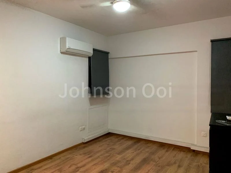 5 Room (5I) HDB for Rent in 291B Compassvale Street - Image 4