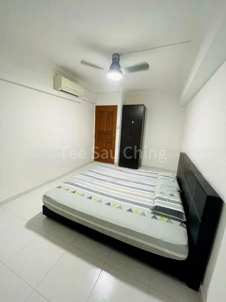 Common Room (HDB) for Rent in  373 Hougang Street 31 - Image 3