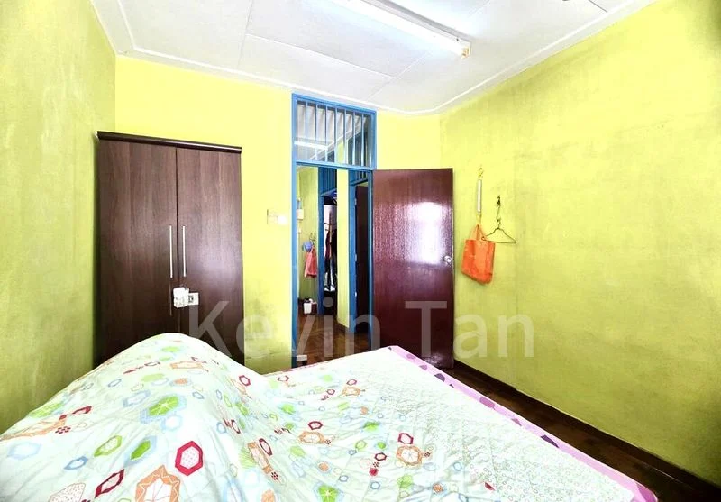 4 Bed Terraced House (Landed) for Sale in Clementi Avenue 3 - Image 6