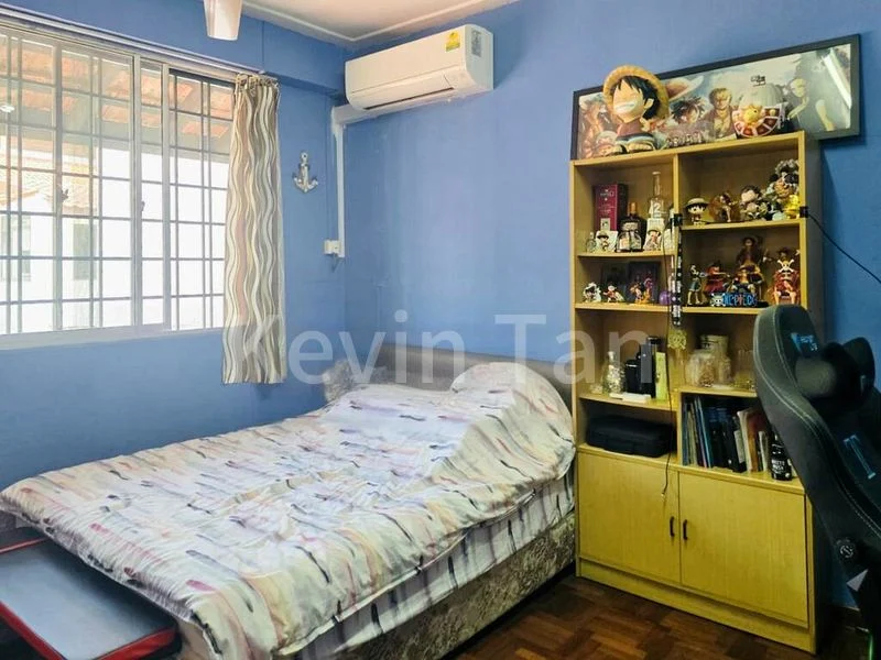 4 Bed Terraced House (Landed) for Sale in Clementi Avenue 3 - Image 3
