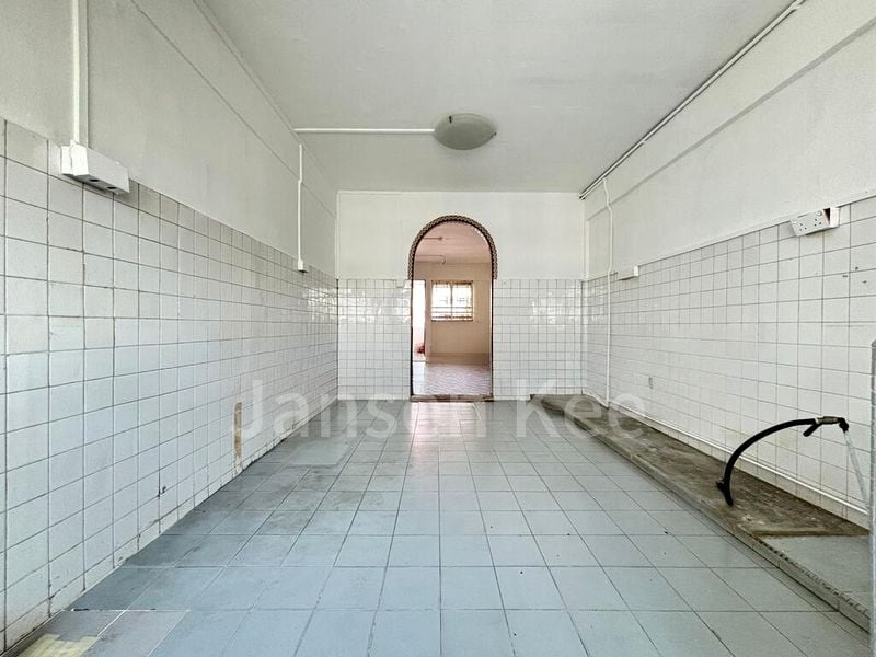 3 Room (3NG) HDB for Sale in  104 Bedok North Avenue 4 - Image 6
