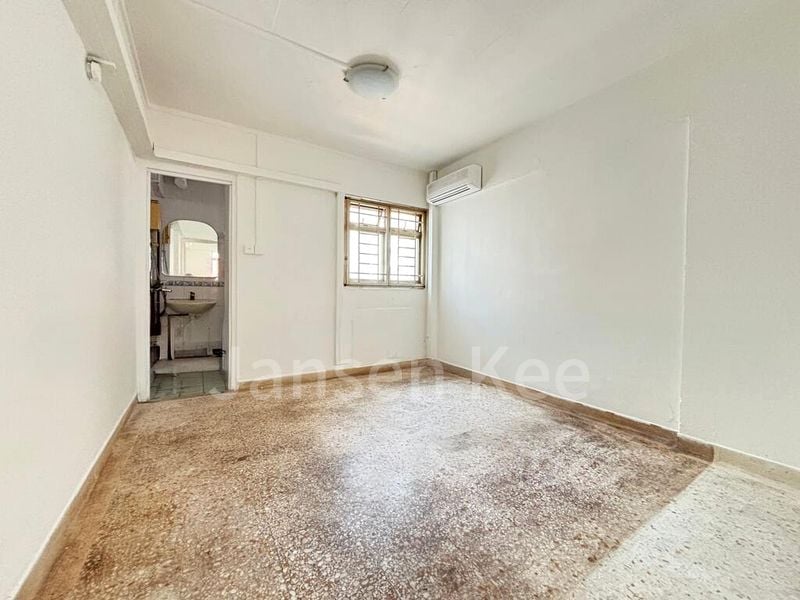 3 Room (3NG) HDB for Sale in  104 Bedok North Avenue 4 - Image 4