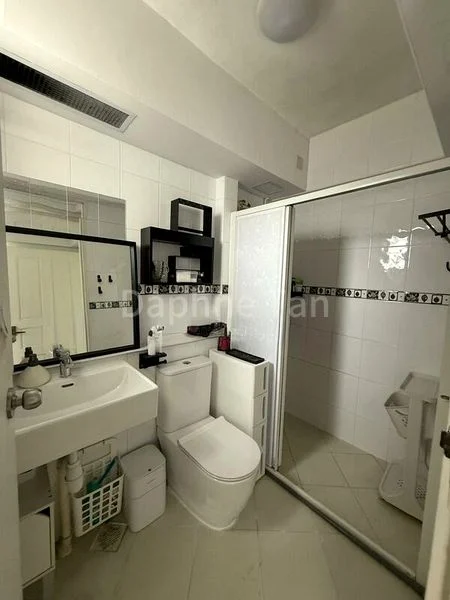 5 Room (5I) HDB for Rent in  463B Sembawang Drive - Image 3