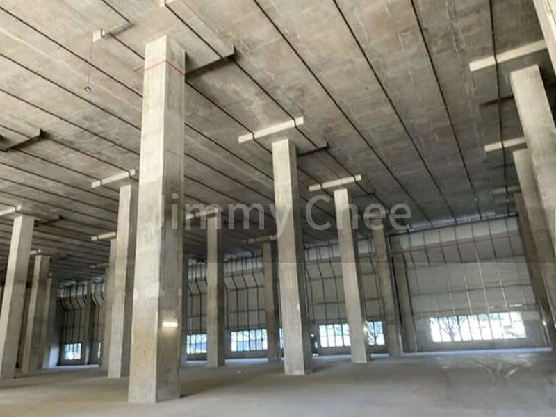 Warehouse for Rent: 15m High, DG Class | 40KN/m² Floor Loading - Image 3