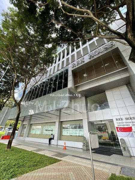 Office for Rent: Rex House - Image 5