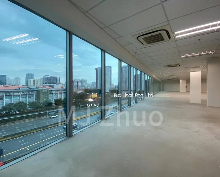 Office for Rent: Rex House - Image 6