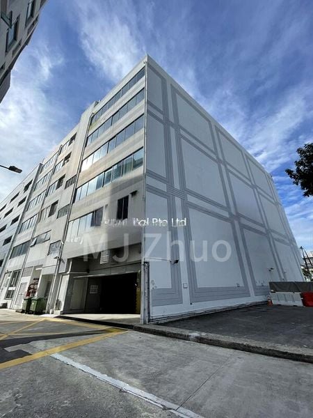Office for Rent: Rex House - Image 3