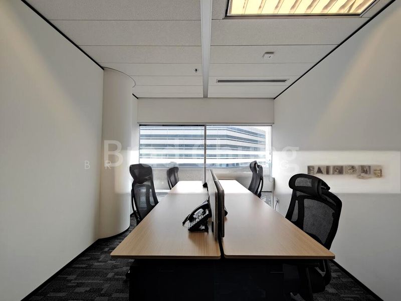 Office for Rent: Gateway East - Image 10