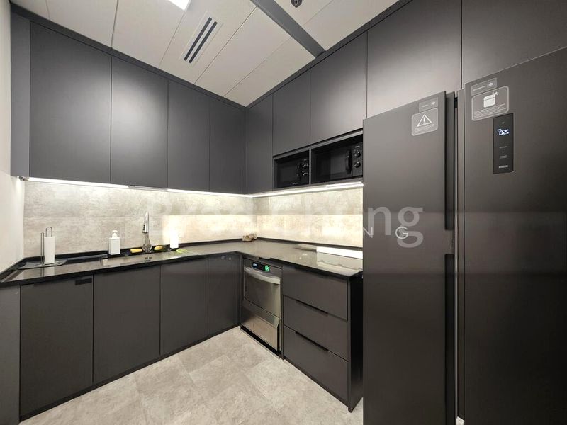 Office for Rent: Gateway East - Image 8