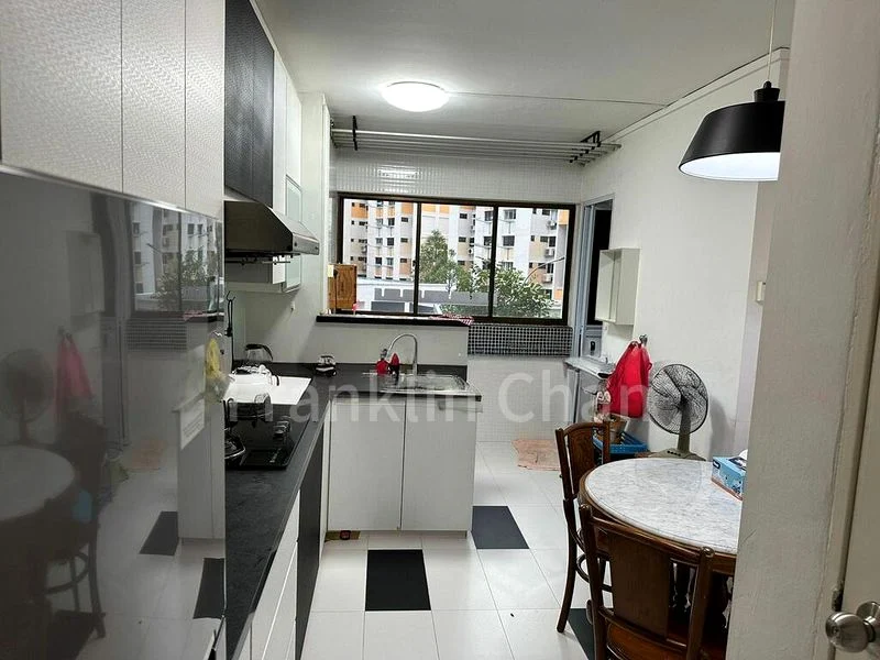 3 Room (3S) HDB for Rent in  210 Serangoon Central - Image 8