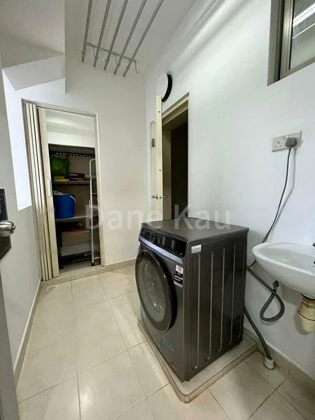 3 Bed Executive Condo for Sale in Whitewater - Image 4