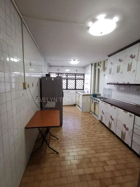 3 Room (3NG) HDB for Sale in 239 Bukit Batok East Avenue 5 - Image 8